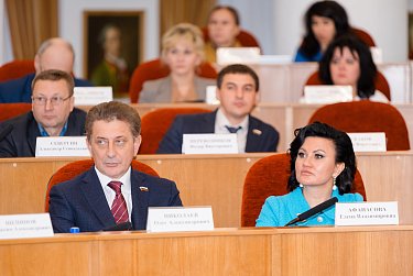 У детей-сирот появятся адвокаты